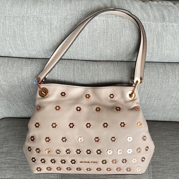 MICHAEL KORS Light Pink Leather Studded Bedford
Satchel - Picture 1 of 12